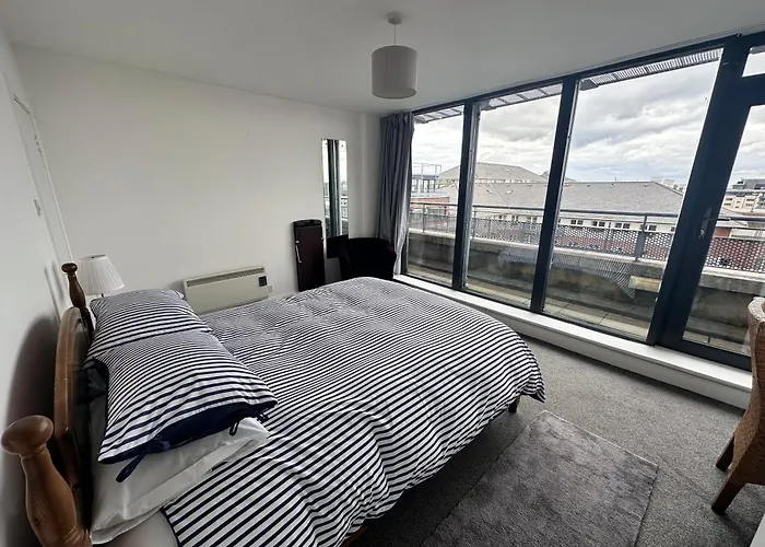 Rum i privatbostad Grand Canal Dock